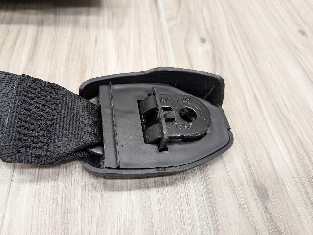 OEM BMW G01 G02 F97 F98 X3 X4 Front Right Passenger Seat Belt Seatbelt Retractor