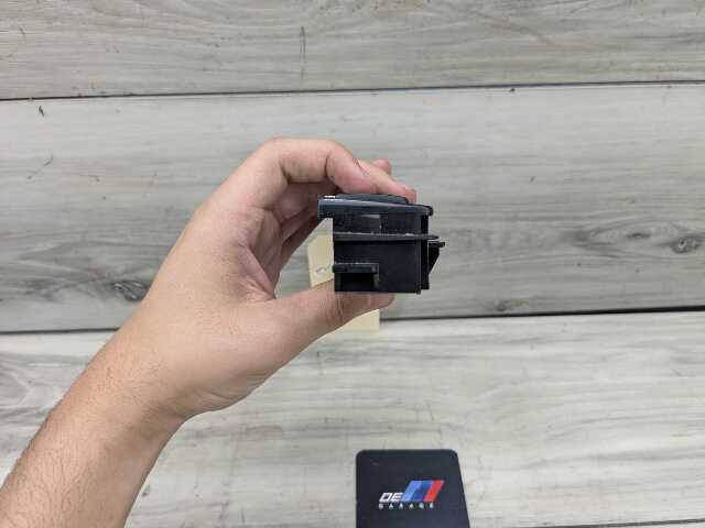 *09-15 OEM BMW F01 F02 740 750 B7 Center Console Operating Unit Traction Switch