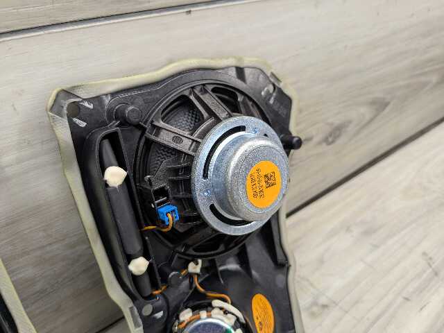 OEM BMW F01 F02 750 Front Left Right Door Sound Speakers Tweeters