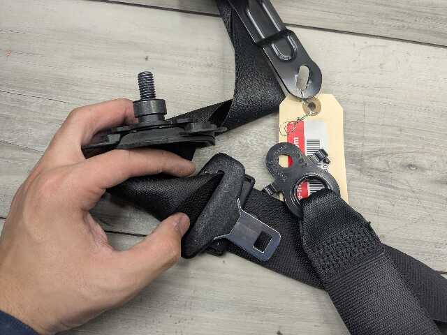 OEM BMW G11 G12 740 750 M760 Front Right Passenger Seat Belt Retractor Black