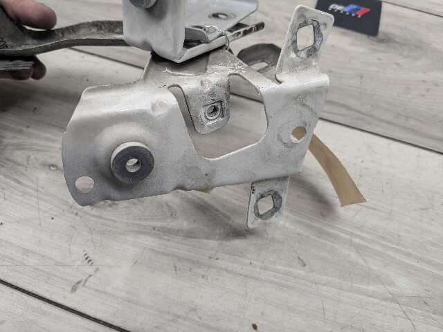 16-19 OEM BMW G11 G12 740 750 M760 Front Left Driver Fender Holder Bracket SET