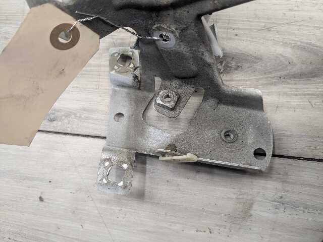 16-19 OEM BMW G11 G12 740 750 M760 Front Left Driver Fender Holder Bracket SET
