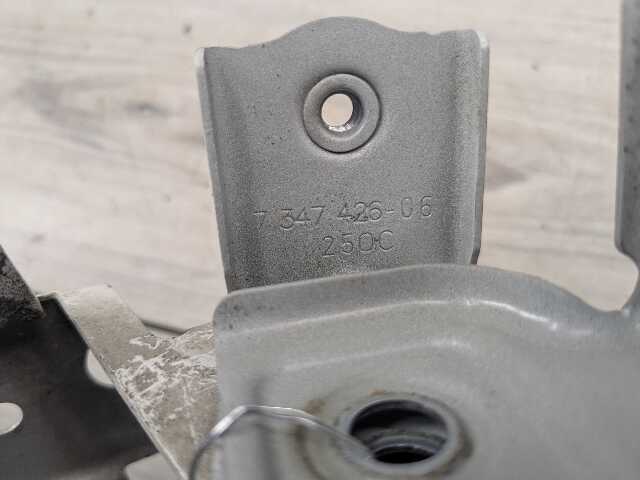 16-19 OEM BMW G11 G12 740 750 M760 Front Left Driver Fender Holder Bracket SET