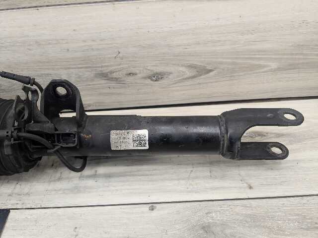 *16-19 OEM BMW G12 750i FRONT Right Passenger Air Suspension Strut Shock RWD