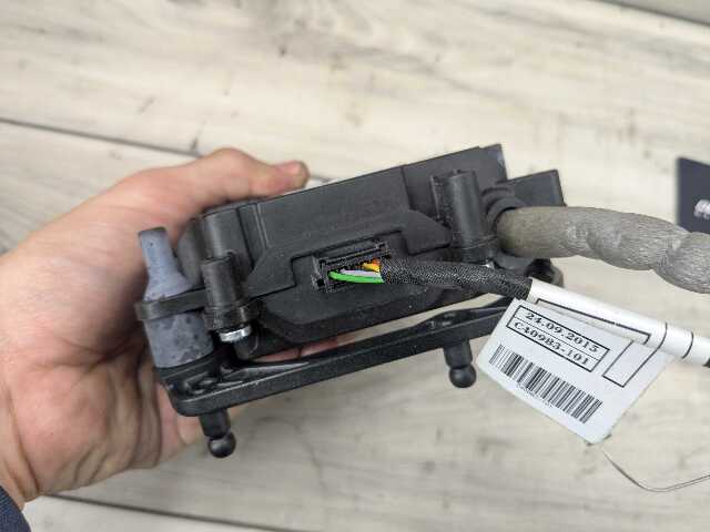 16-22 OEM BMW G11 G12 740 750 M760 Trunk Lid Power Lock Drive Actuator