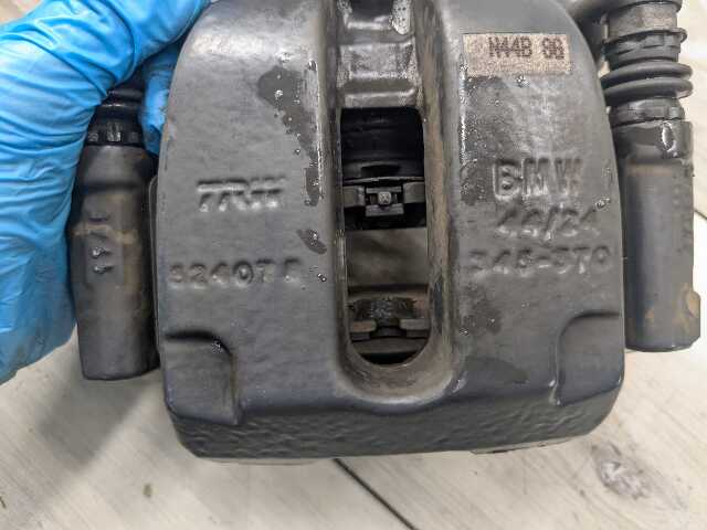 OEM BMW G12 740 750 G14 G15 G16 840 G30 540 Rear Right Passenger Brake Caliper