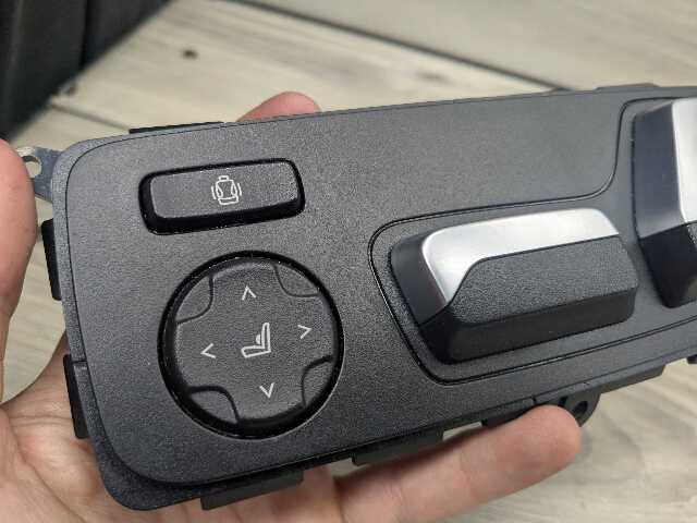 OEM BMW G01 G02 G20 330 M340 X3 Front Left Driver Seat Adjustment Control Switch