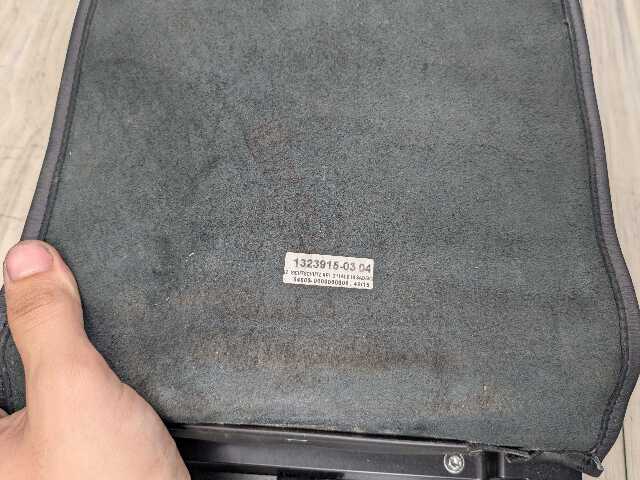 *16-19 OEM BMW G11 G12 750 REAR Seat Center Armrest Headrest Cup Holder