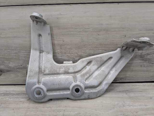 18-24 OEM BMW G01 G02 F97 X3 X4 Right Passenger Fender Wing Holder Bracket SET