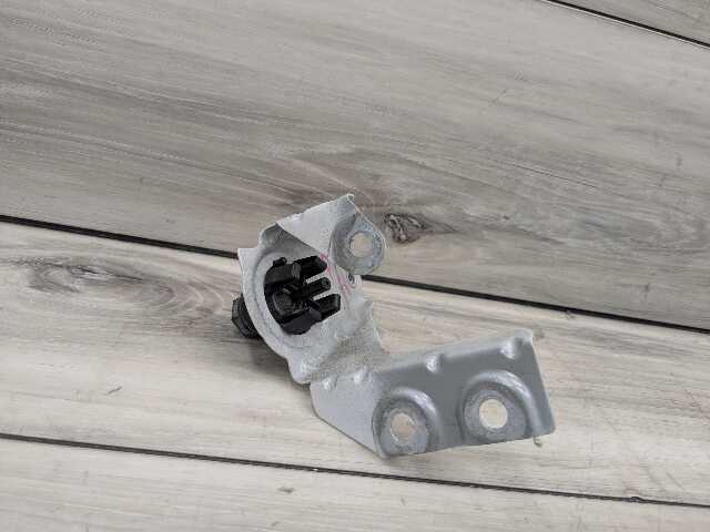18-24 OEM BMW G01 G02 F97 X3 X4 Right Passenger Fender Wing Holder Bracket SET