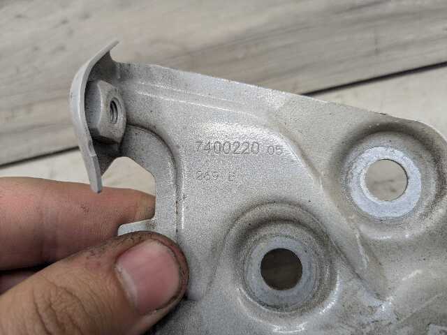 18-24 OEM BMW G01 G02 F97 X3 X4 Right Passenger Fender Wing Holder Bracket SET