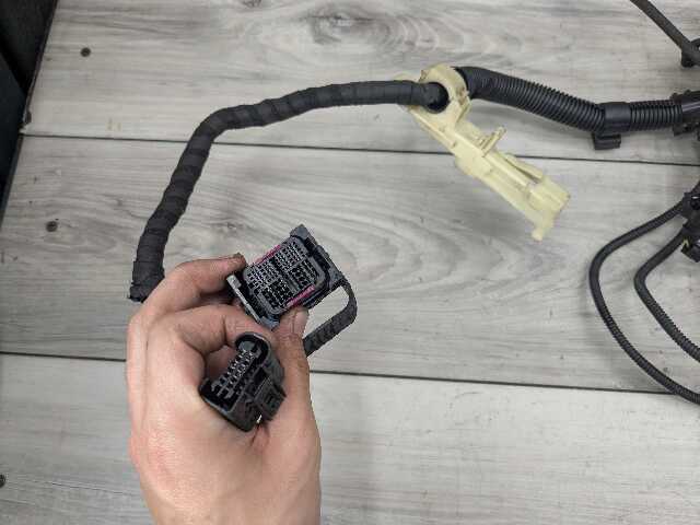 OEM BMW G01 G02 X3 X4 30 PRE-LCI Engine B46 Motor Wiring Wire Harness Module 1