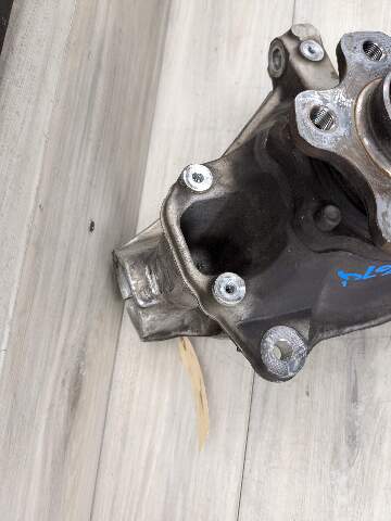 OEM BMW G01 G02 X3 X4 FRONT Right Passenger Knuckle Spindle Wheel Hub Bearing
