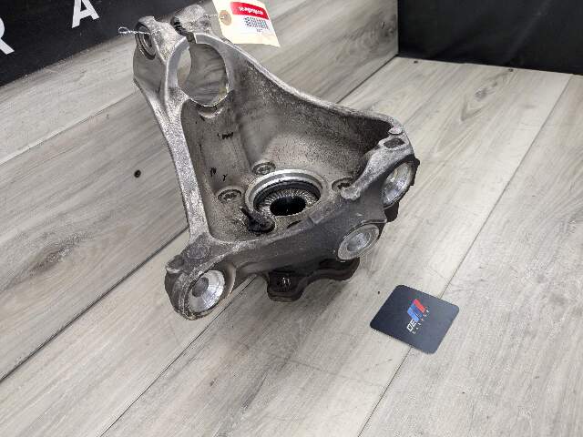 OEM BMW G01 G02 X3 X4 FRONT Right Passenger Knuckle Spindle Wheel Hub Bearing