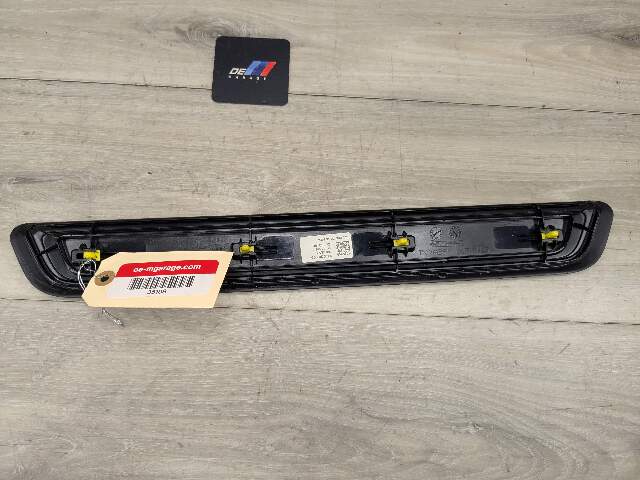 SCRATCHES* 19-21 OEM BMW G20 330 Front Door Sill Plate Molding Trim Left Right