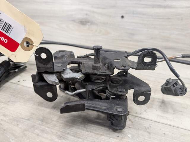 OEM BMW F02 F06 F10 F12 F13 M5 M6 Hood Left Right Hood Lock Latch w/ Cable SET