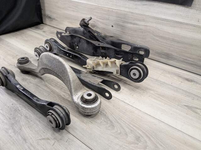 19-25 OEM BMW G05 G06 G07 X5 X7 Rear Left Driver Control Arm Wishbone SET