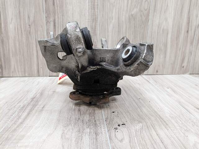 19-24 OEM BMW G20 330 M340 REAR Left Driver Side Knuckle Hub Spindle Bearing
