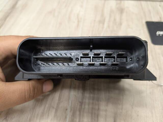 11-18 OEM BMW F06 F10 F12 F13 F25 Electric Parking Park Brake Control Module EMF