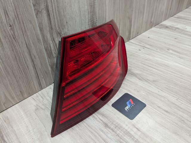 14-16 OEM BMW F10 528 535 550 M5 Rear Right Passenger Side Outer Tail Light