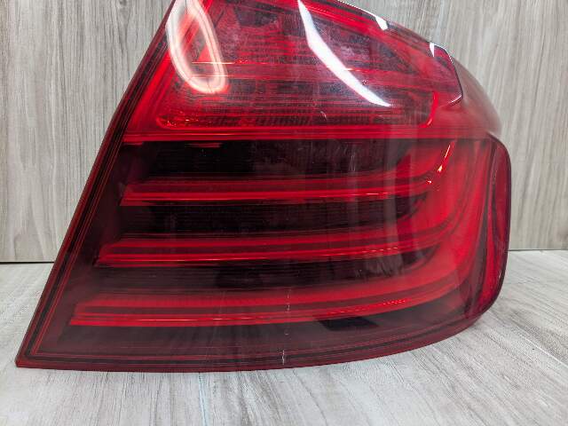 14-16 OEM BMW F10 528 535 550 M5 Rear Right Passenger Side Outer Tail Light