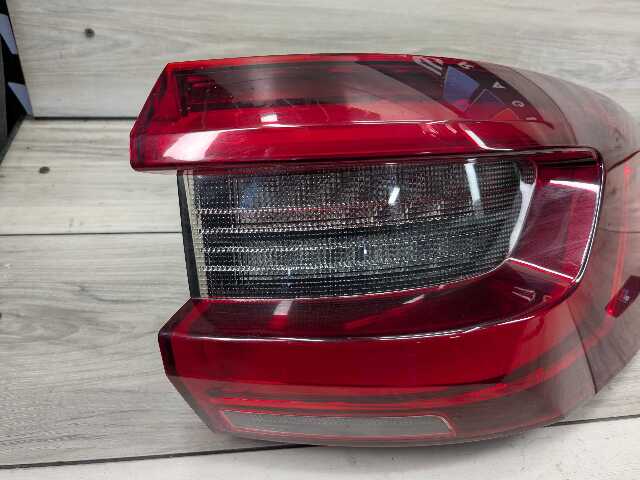 *19-23 OEM BMW F95 G05 X5 X5M Right Passenger Outer Brake Stop Lamp Tail Light