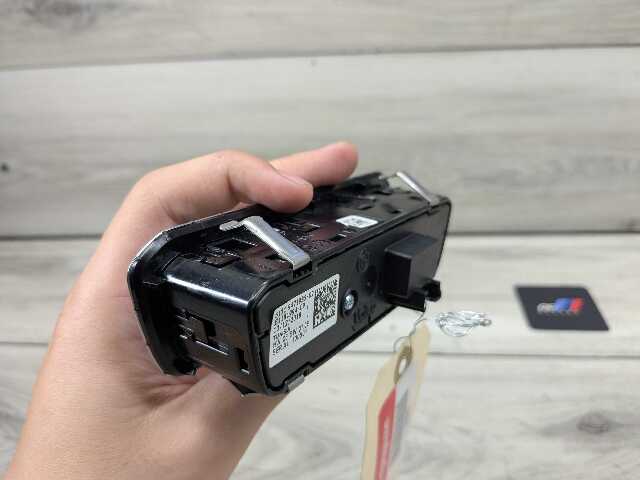 19-25 OEM BMW G05 G06 G07 X5 X6 X7 Headlight Switch Control Panel Light Module