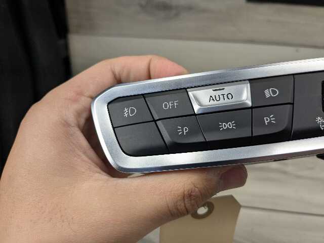 19-25 OEM BMW G05 G06 G07 X5 X6 X7 Headlight Switch Control Panel Light Module