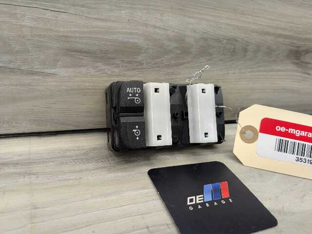 19-25 OEM BMW F95 G05 X5 X5M Sunblind Sunshade Roller Blind Control Switch