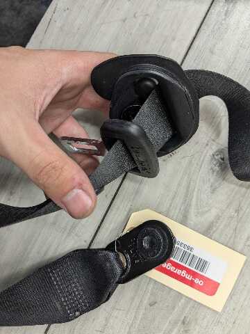 19-25 OEM BMW F95 G05 X5 X5M REAR Right Passenger 2nd Row Seat Belt Retractor