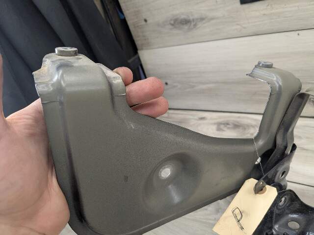 19-23 OEM BMW G05 X5 Front Right Passenger Side Fender Holder Bracket SET