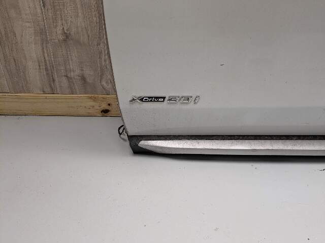 18-24 OEM BMW F97 G01 X3 X3M Front Left Driver Side Door Shell Panel White A96