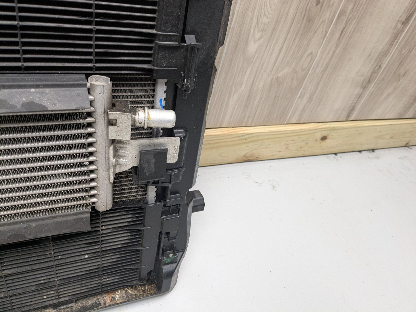 OEM BMW G20 G22 G23 M340 M440 Radiator Condenser Cooling Fan Assembly 850W B58