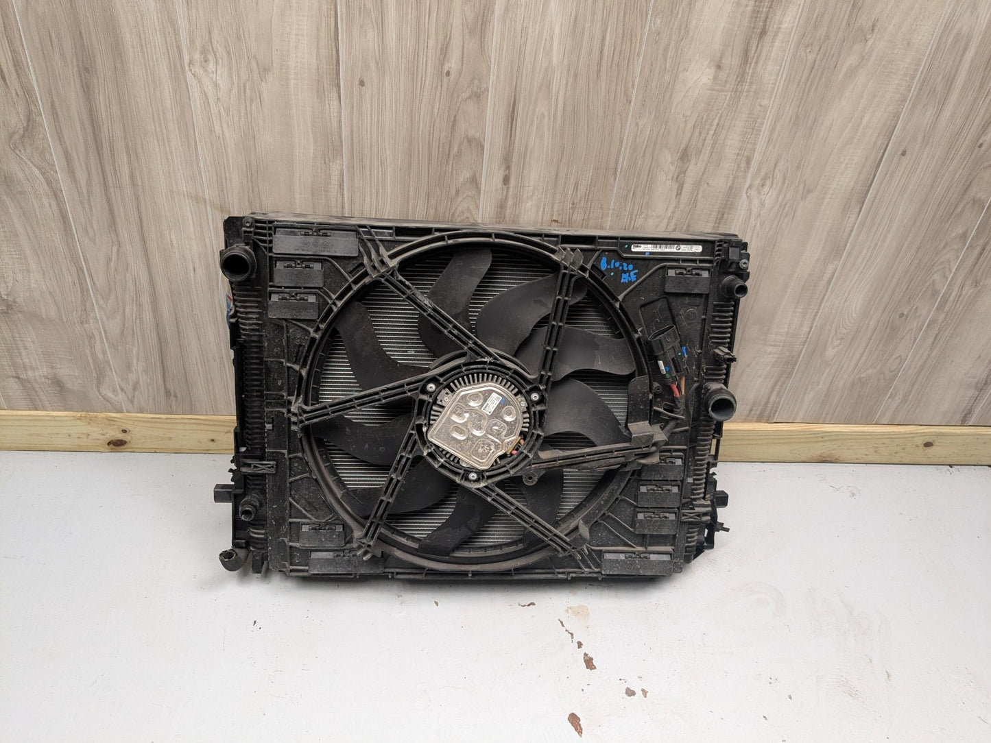 OEM BMW G20 G22 G23 M340 M440 Radiator Condenser Cooling Fan Assembly 850W B58