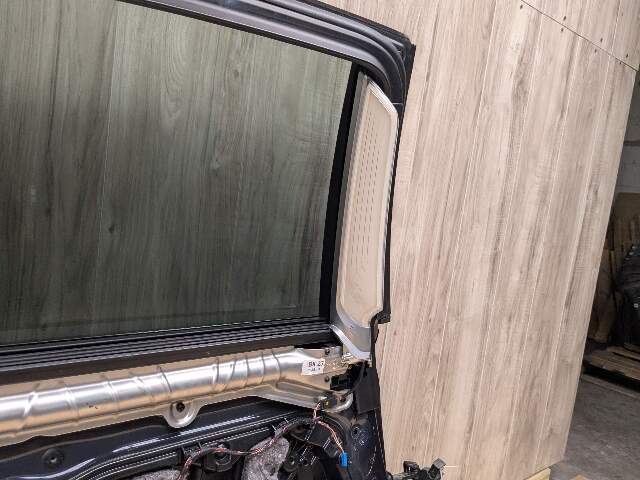*16-22 OEM BMW G11 G12 740 750 M760 Rear Left Driver Door Shell Panel Black A89