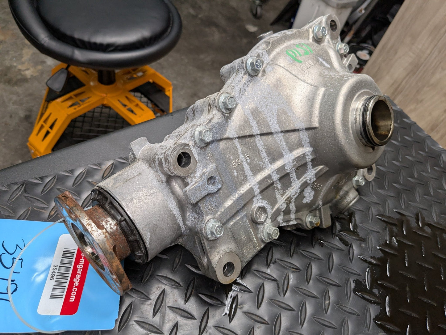 *MATCH* OEM BMW G01 G20 G42 AWD Front Differential Axle Gearbox Carrier 2.81 12k