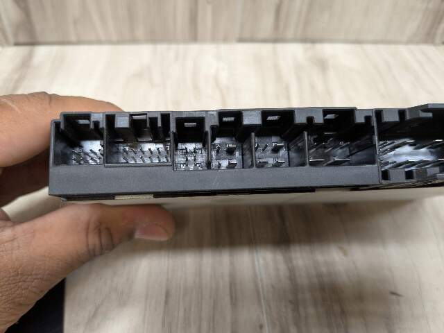 10-19 OEM BMW F30 F10 F12 F13 F01 F02 X3 X4 Left Right Seat Control Module