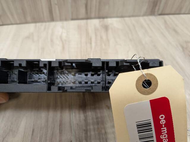 10-19 OEM BMW F30 F10 F12 F13 F01 F02 X3 X4 Left Right Seat Control Module