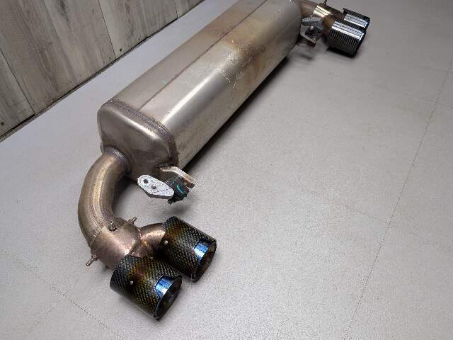 *22-25 OEM BMW G42 M240 Dual Exhaust Flap Pipe Muffler B58 Engine w/ Carbon Tips
