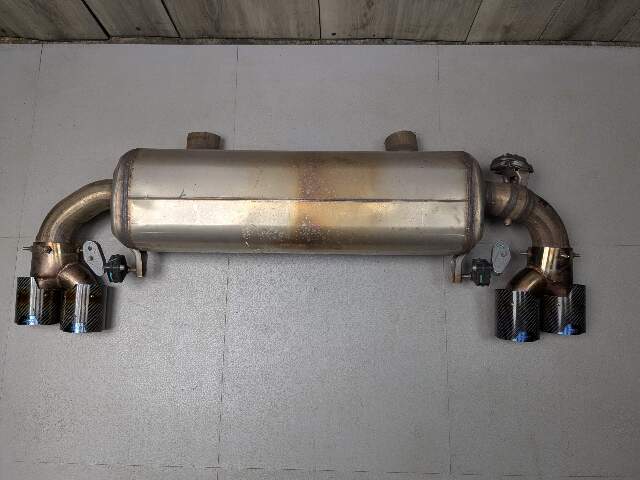 *22-25 OEM BMW G42 M240 Dual Exhaust Flap Pipe Muffler B58 Engine w/ Carbon Tips