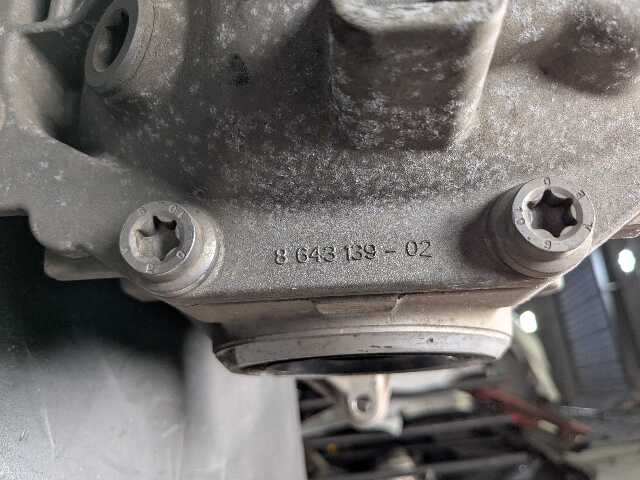 18-24 OEM BMW G01 G02 X3 X4 Rear Differential Axle Carrier Ratio 3.38