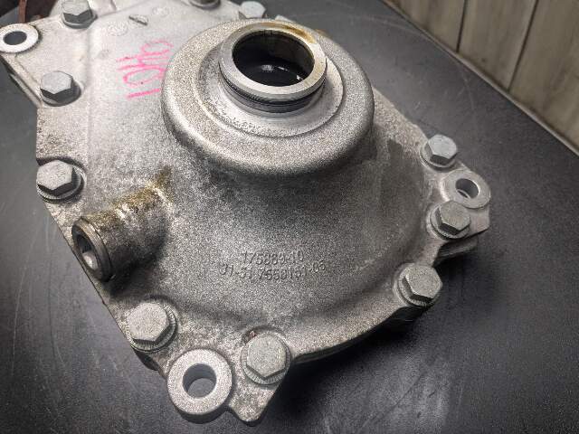 OEM BMW F22 F23 F30 F32 F33 F36 AWD Front Differential Axle Gearbox Carrier AT