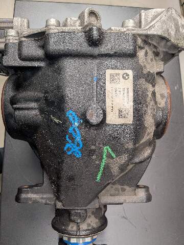 OEM BMW G20 G22 G23 G42 330 M340 Rear Differential Axle Gearbox Carrier 2.81