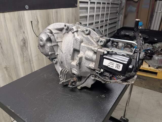 OEM BMW G20 G22 G23 G42 330 M340 Rear Differential Axle Gearbox Carrier 2.81