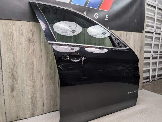 15-19 OEM BMW F16 X6 F86 X6M Front Right Passenger Door Shell Panel Black 668