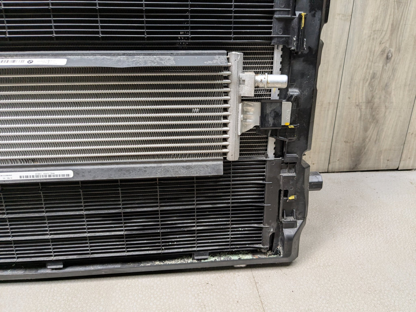 OEM BMW G20 G22 G23 M340 M440 Radiator Condenser Cooling Fan Assembly 850W B58