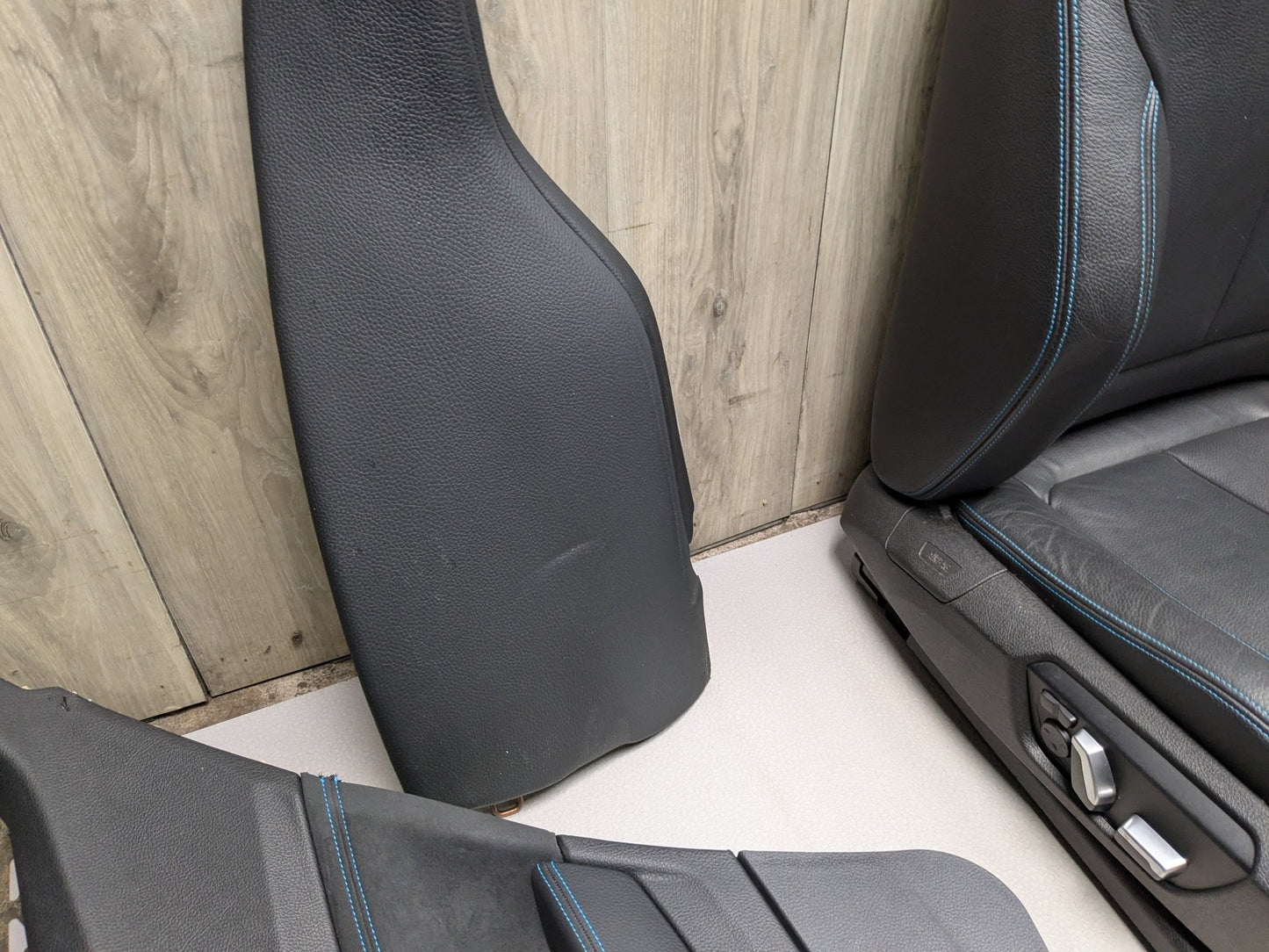 *OEM BMW F22 F87 M2 Driver Passenger Seats Door Panels Interior w Blue Stitching