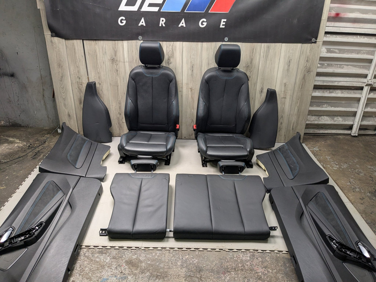 *OEM BMW F22 F87 M2 Driver Passenger Seats Door Panels Interior w Blue Stitching