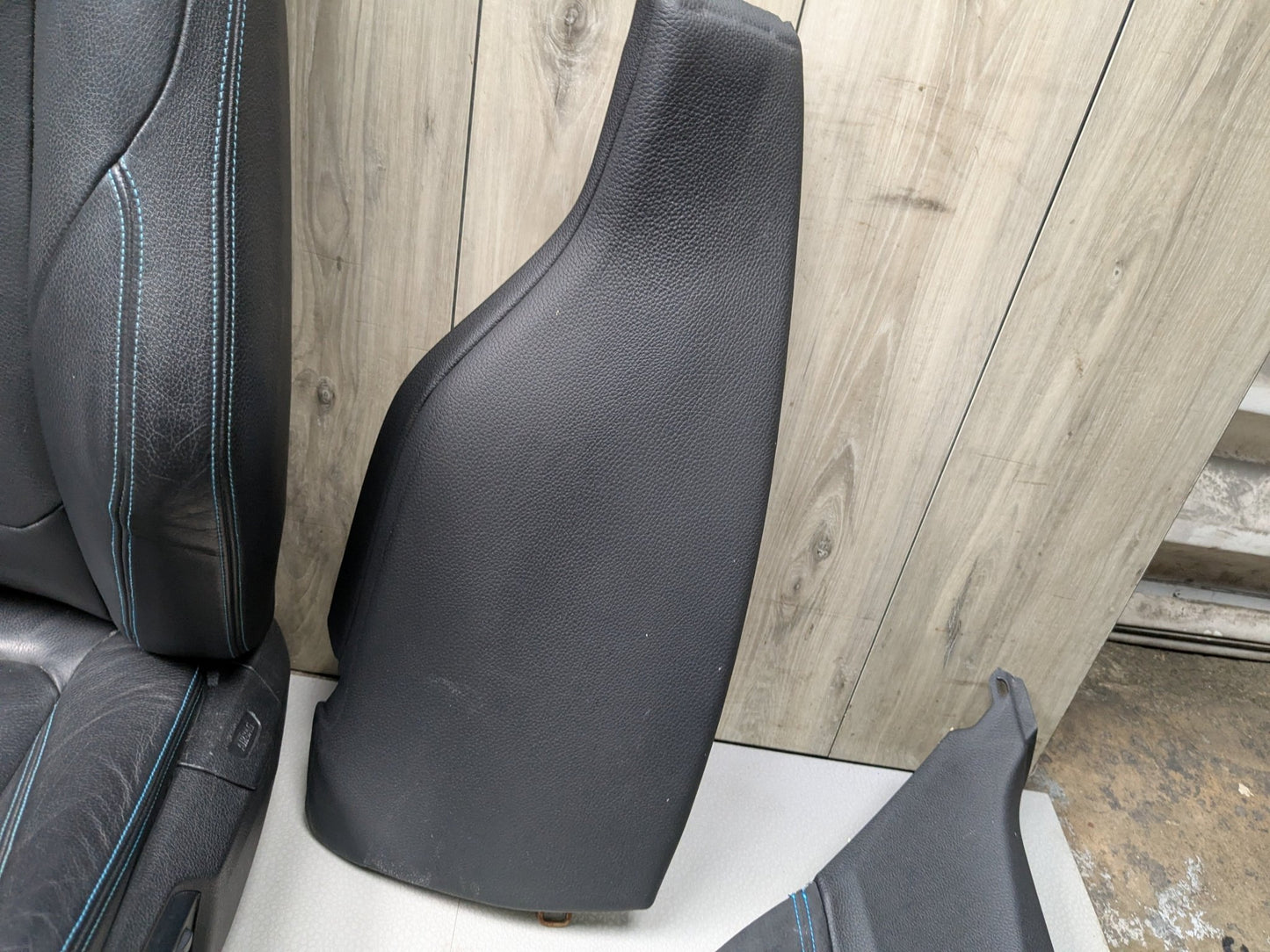 *OEM BMW F22 F87 M2 Driver Passenger Seats Door Panels Interior w Blue Stitching