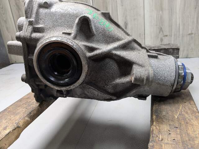 OEM BMW G01 G02 X3 X4 xDrive AWD Rear Differential Axle Gearbox Carrier 3.38
